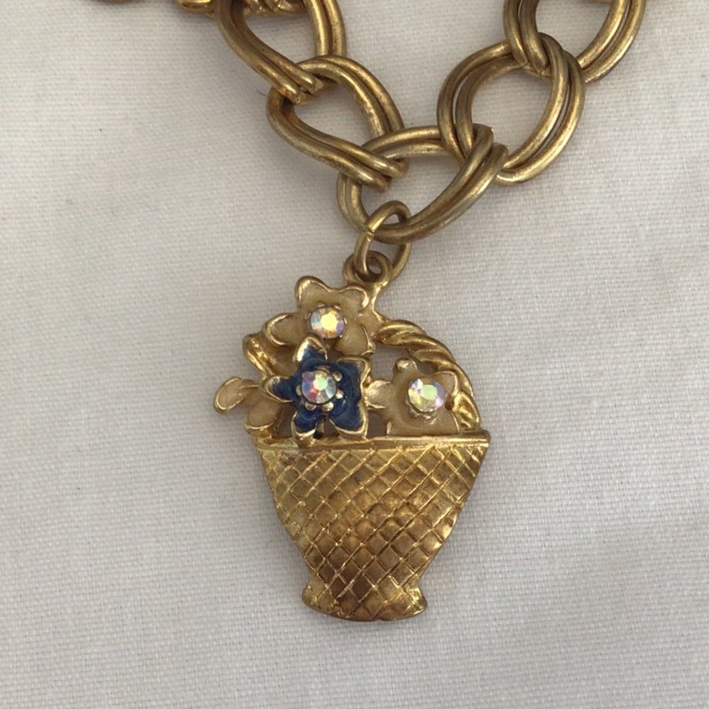 Vintage Charm Bracelet - Picture 4 of 9
